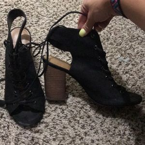 Black lace up shoes